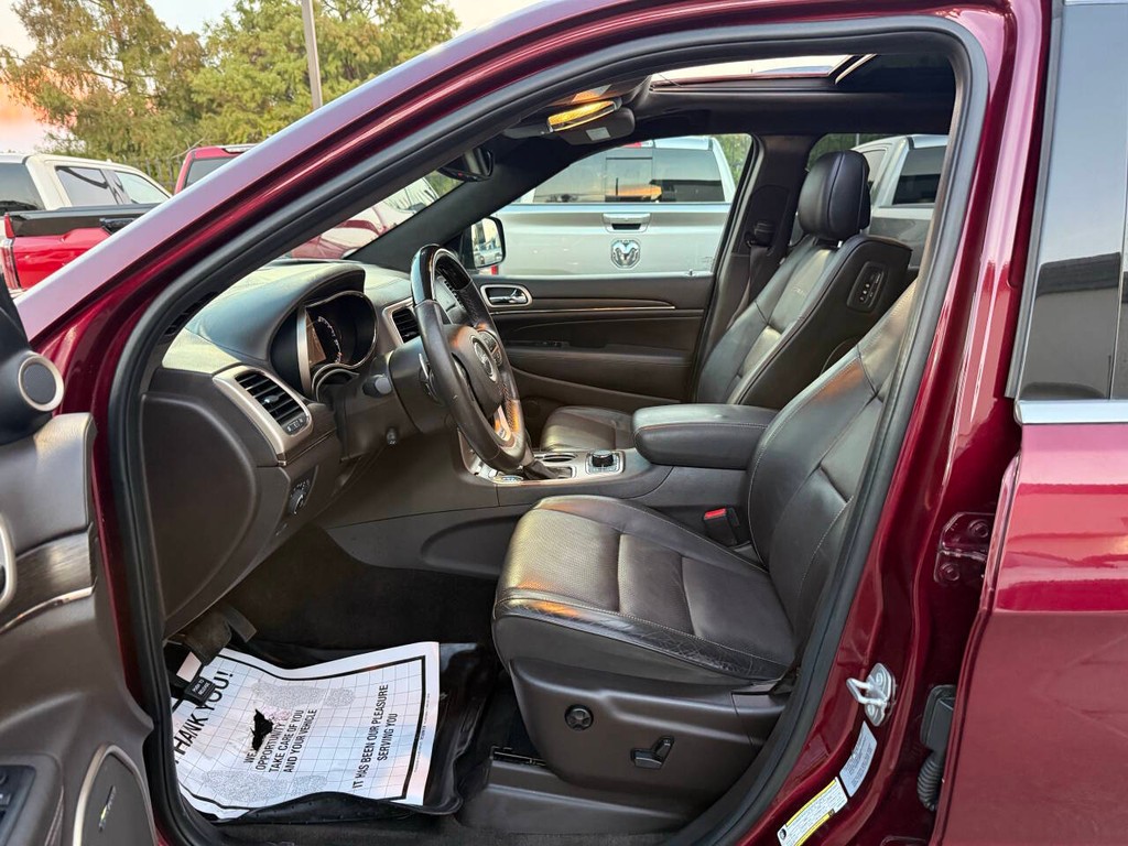 Jeep Grand Cherokee Vehicle Full-screen Gallery Image 07