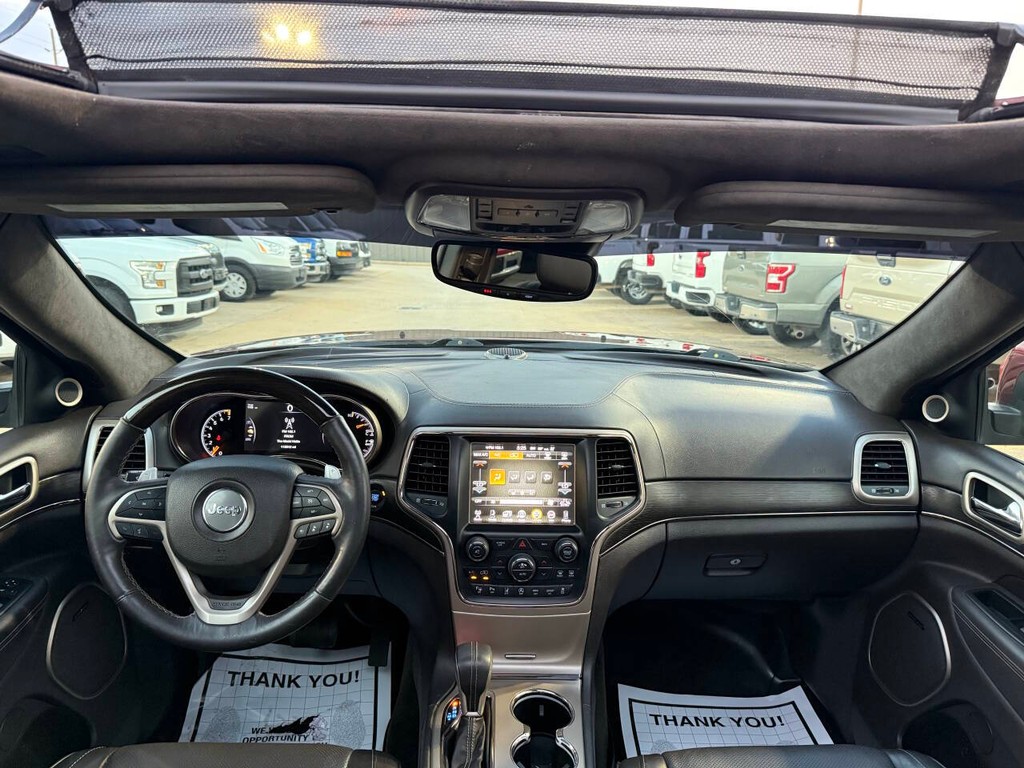 Jeep Grand Cherokee Vehicle Full-screen Gallery Image 19