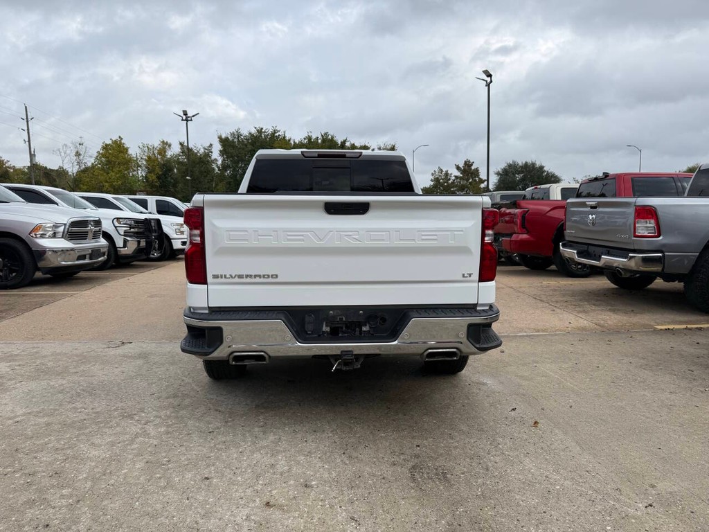 Chevrolet Silverado 1500 Vehicle Full-screen Gallery Image 39