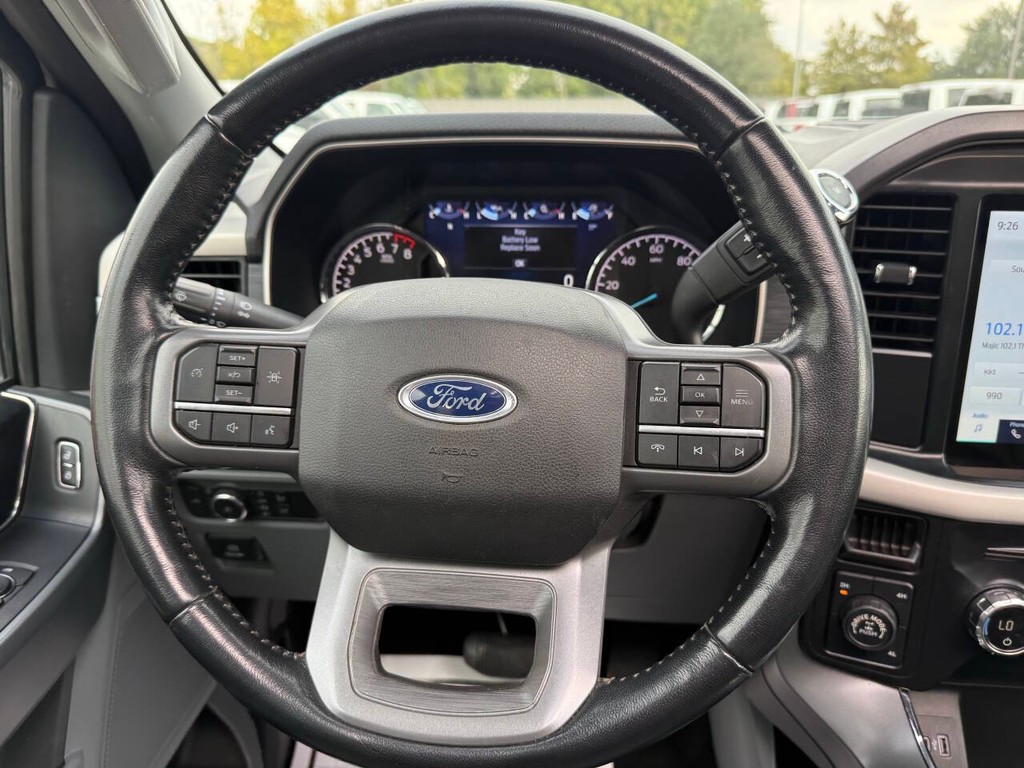 Ford F-150 Vehicle Full-screen Gallery Image 22