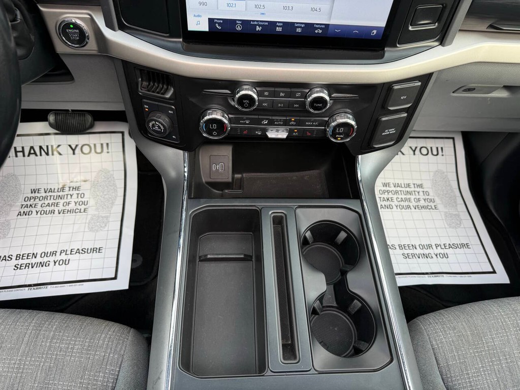 Ford F-150 Vehicle Full-screen Gallery Image 28