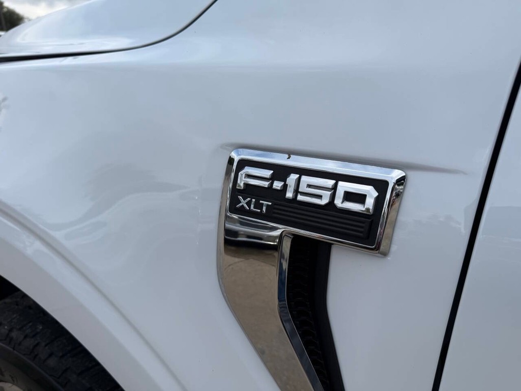 Ford F-150 Vehicle Full-screen Gallery Image 37