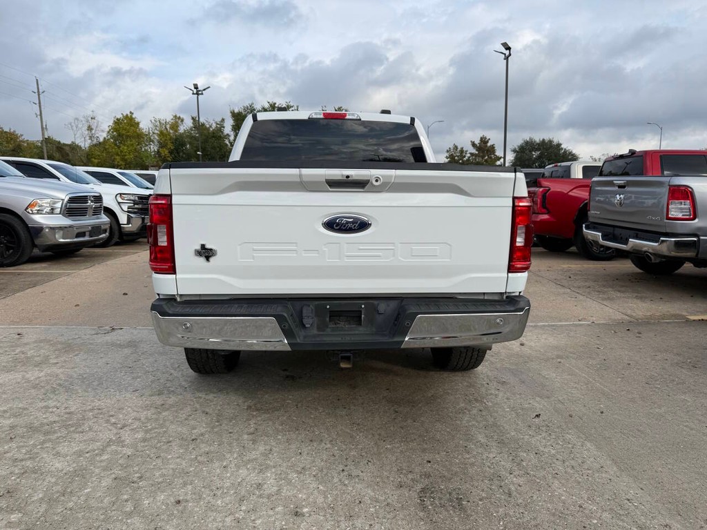 Ford F-150 Vehicle Full-screen Gallery Image 40