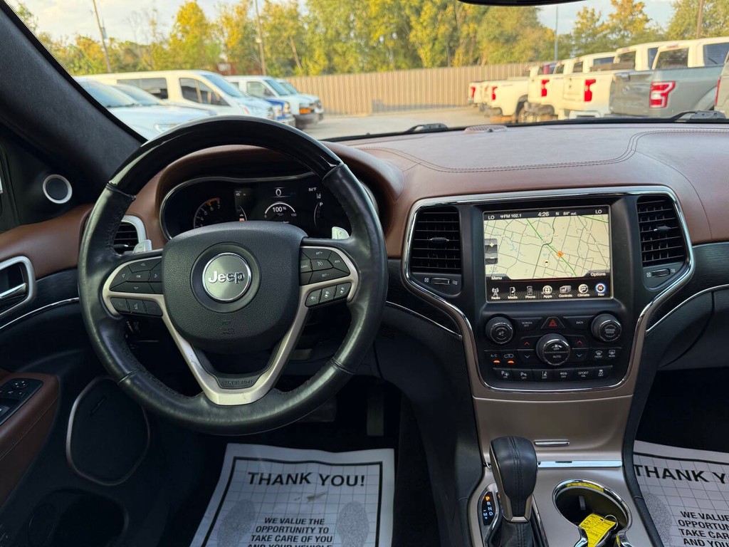 Jeep Grand Cherokee Vehicle Full-screen Gallery Image 21