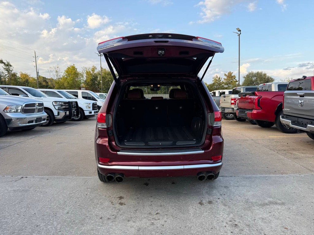 Jeep Grand Cherokee Vehicle Full-screen Gallery Image 38