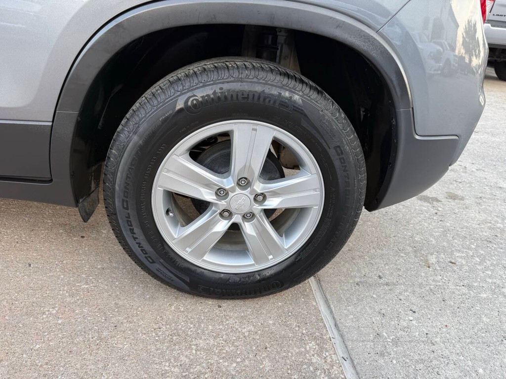 Chevrolet Trax Vehicle Full-screen Gallery Image 35