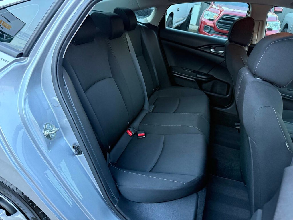 Honda Civic Sedan Vehicle Full-screen Gallery Image 15