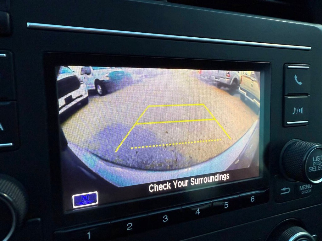 Honda Civic Sedan Vehicle Full-screen Gallery Image 26