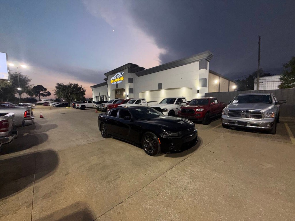 Dodge Charger Vehicle Full-screen Gallery Image 39