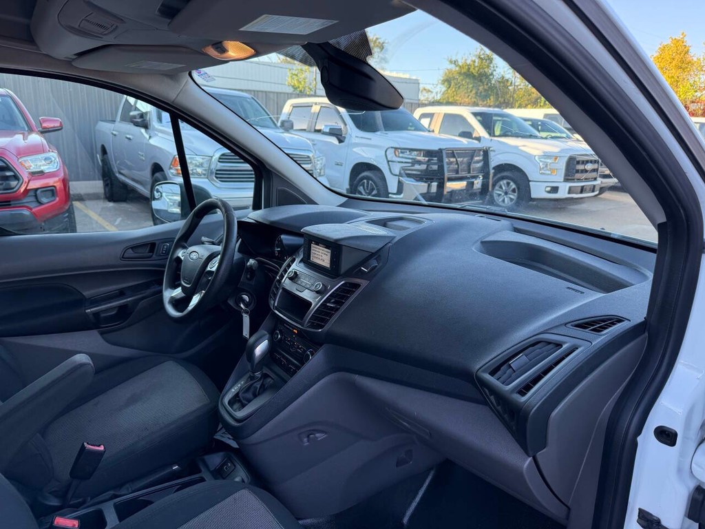 Ford Transit Connect Van Vehicle Full-screen Gallery Image 09