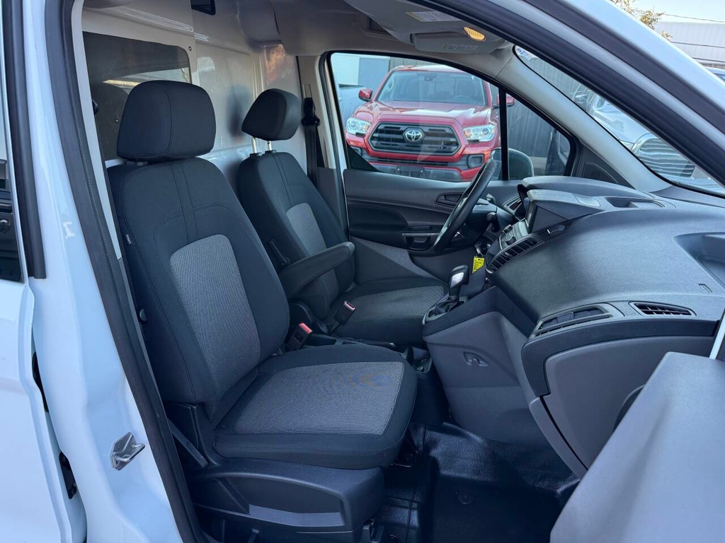 Ford Transit Connect Van Vehicle Full-screen Gallery Image 10