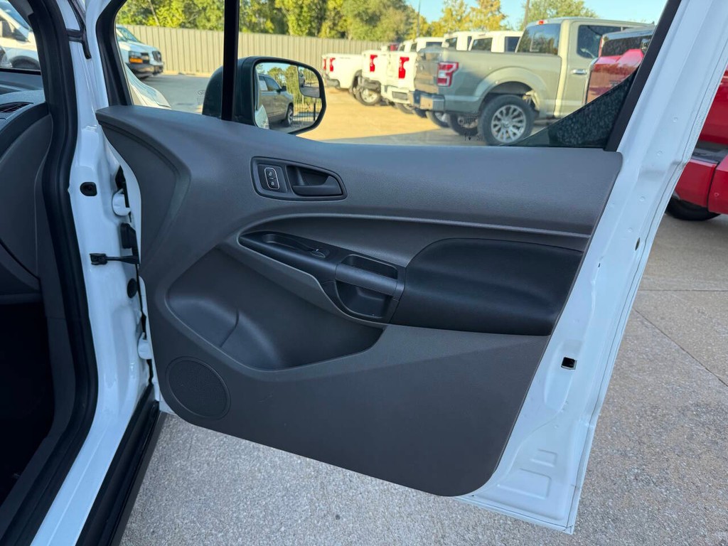 Ford Transit Connect Van Vehicle Full-screen Gallery Image 11