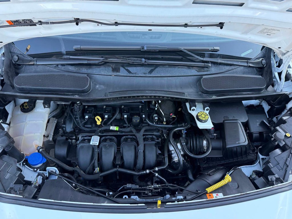 Ford Transit Connect Van Vehicle Full-screen Gallery Image 18