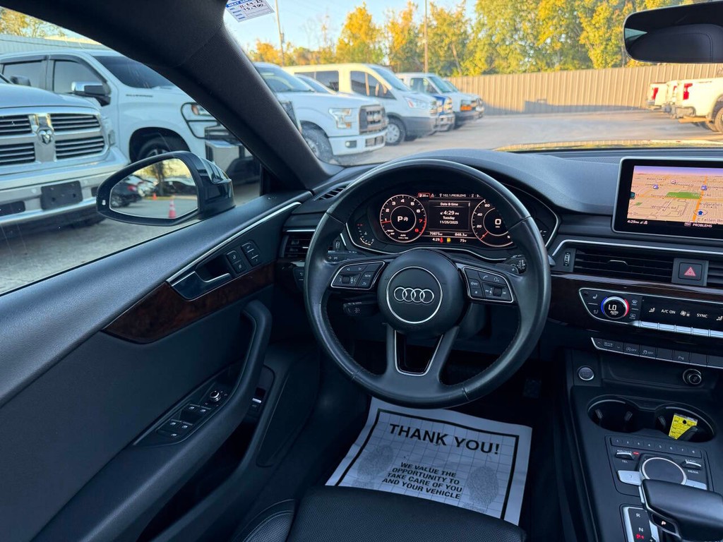 Audi A5 Sportback Vehicle Full-screen Gallery Image 19