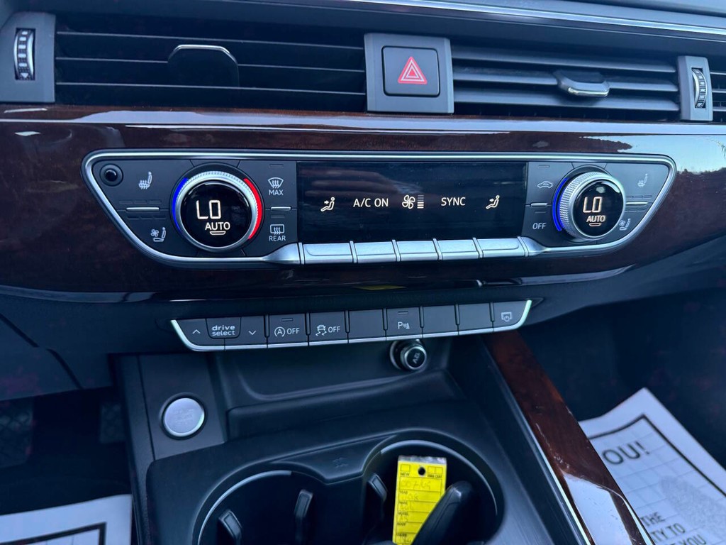 Audi A5 Sportback Vehicle Full-screen Gallery Image 28