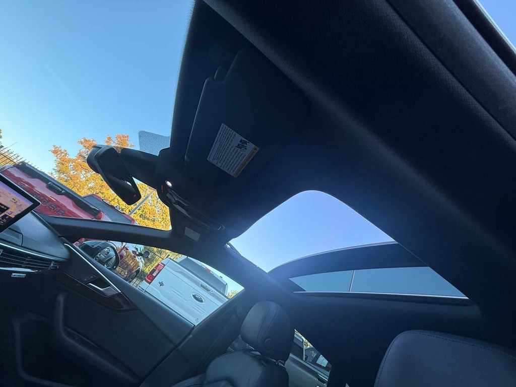 Audi A5 Sportback Vehicle Full-screen Gallery Image 33