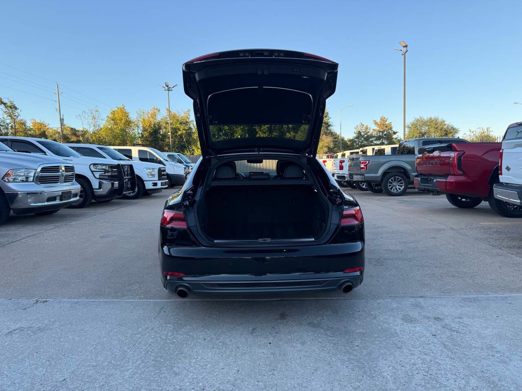 Audi A5 Sportback Vehicle Full-screen Gallery Image 40