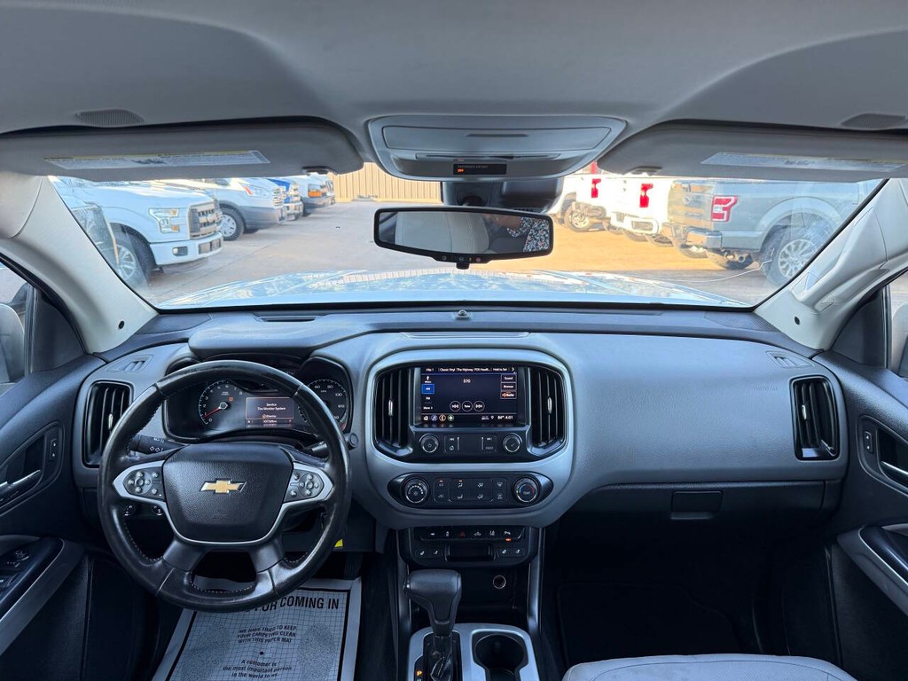 Chevrolet Colorado Vehicle Full-screen Gallery Image 17