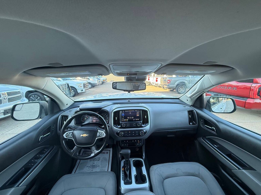 Chevrolet Colorado Vehicle Full-screen Gallery Image 18