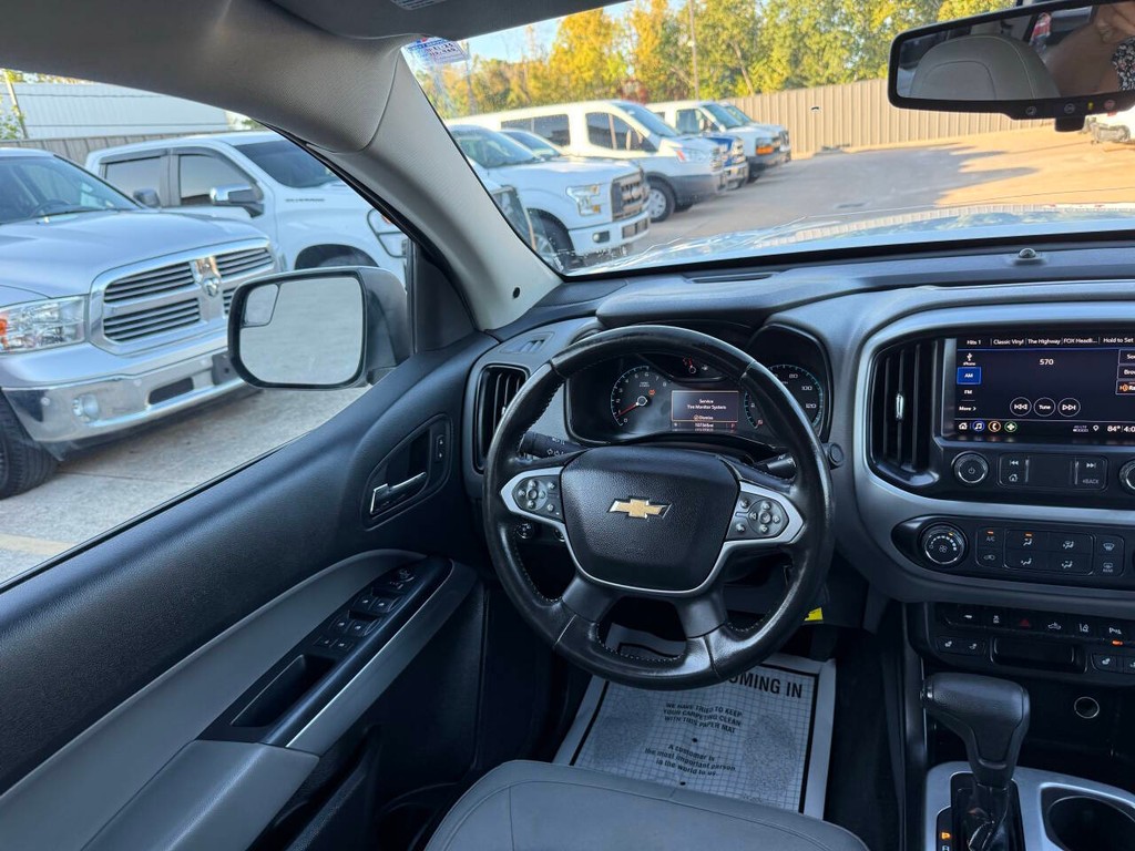 Chevrolet Colorado Vehicle Full-screen Gallery Image 19