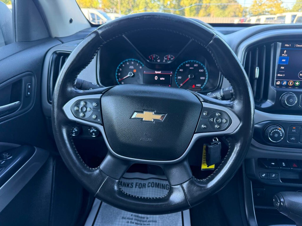 Chevrolet Colorado Vehicle Full-screen Gallery Image 22