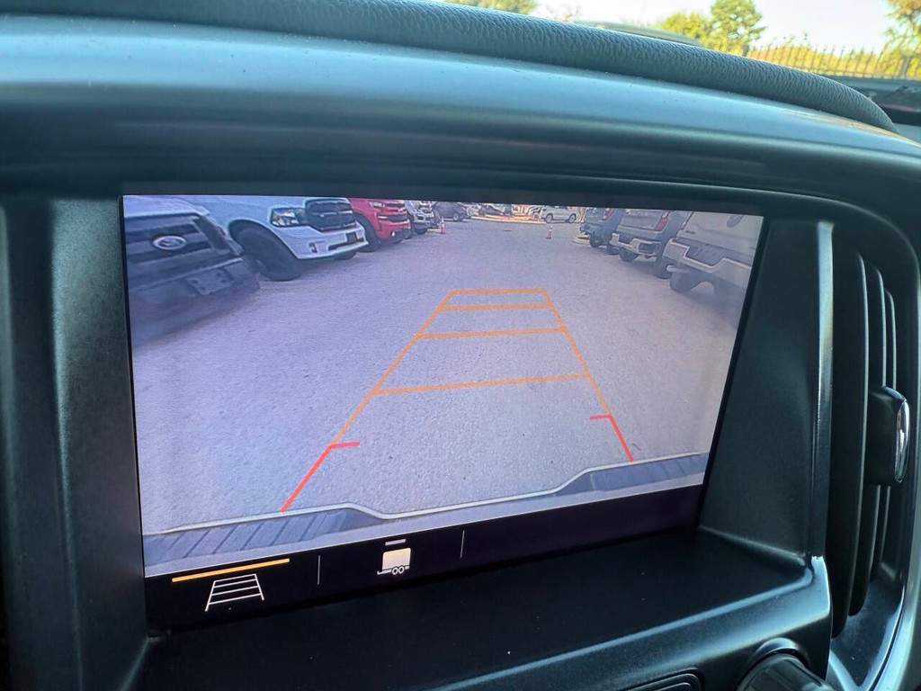 Chevrolet Colorado Vehicle Full-screen Gallery Image 26