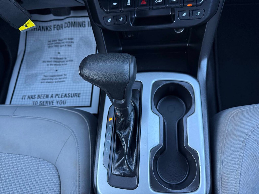 Chevrolet Colorado Vehicle Full-screen Gallery Image 29