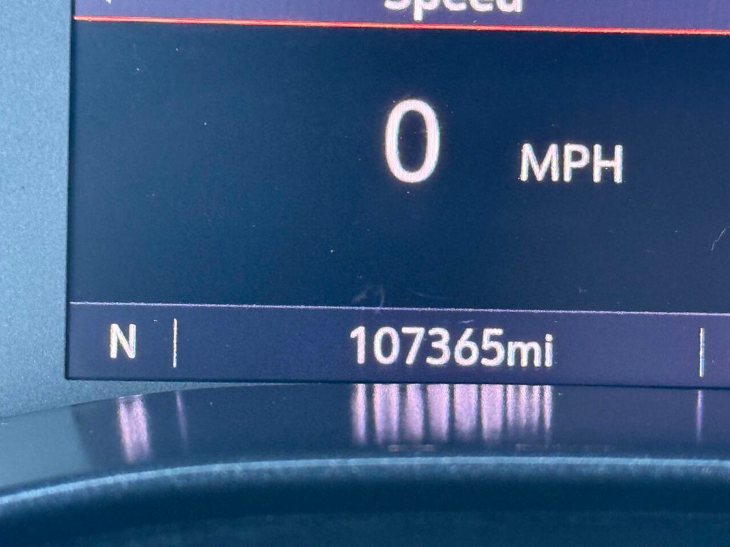 Chevrolet Colorado Vehicle Full-screen Gallery Image 32