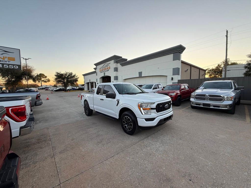 Ford F-150 Vehicle Full-screen Gallery Image 43