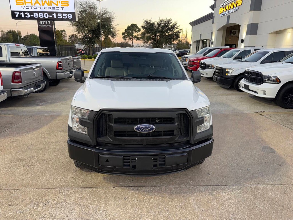 Ford F-150 Vehicle Full-screen Gallery Image 38