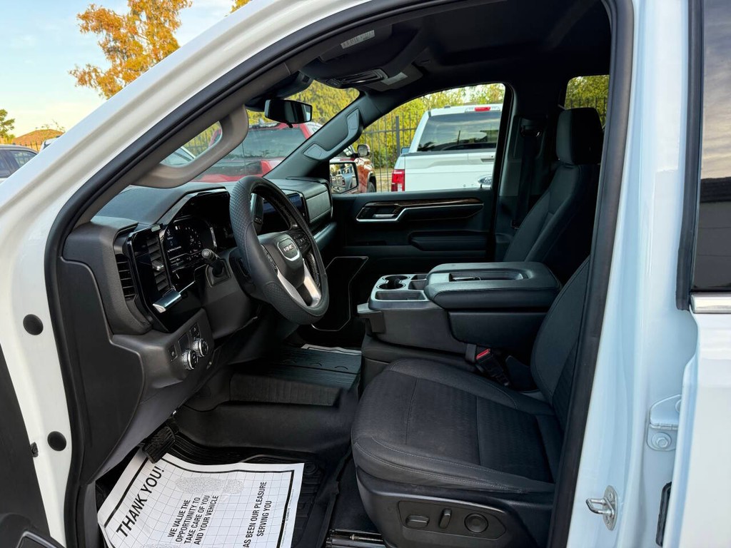 GMC Sierra 1500 Vehicle Full-screen Gallery Image 08