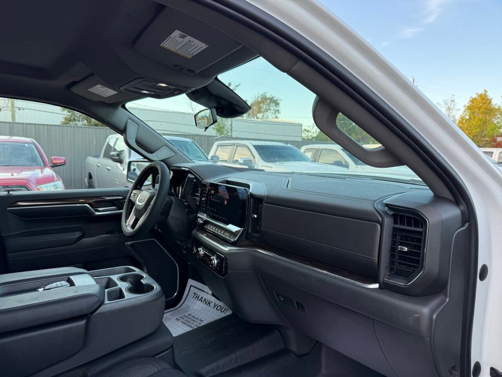 GMC Sierra 1500 Vehicle Full-screen Gallery Image 09