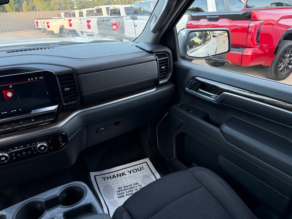 GMC Sierra 1500 Vehicle Full-screen Gallery Image 20