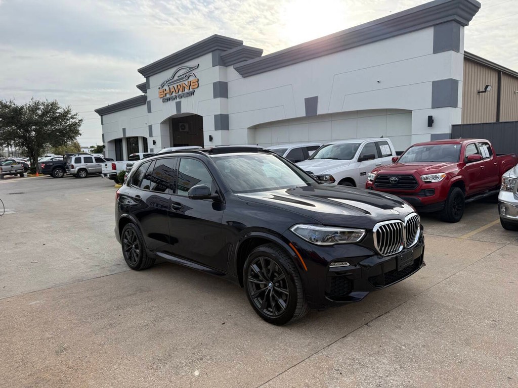 BMW X5 Vehicle Full-screen Gallery Image 02