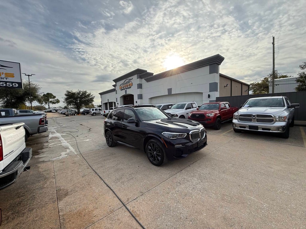 BMW X5 Vehicle Full-screen Gallery Image 48