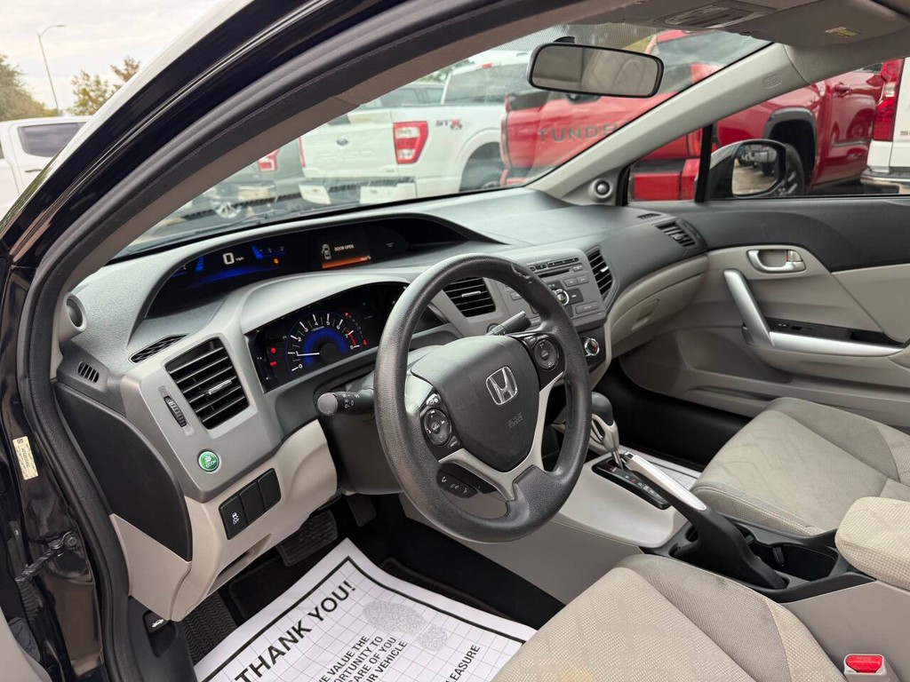 Honda Civic Vehicle Full-screen Gallery Image 06