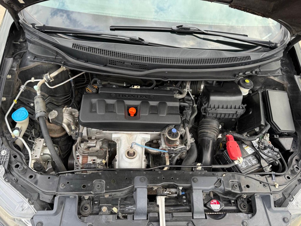 Honda Civic Vehicle Full-screen Gallery Image 30