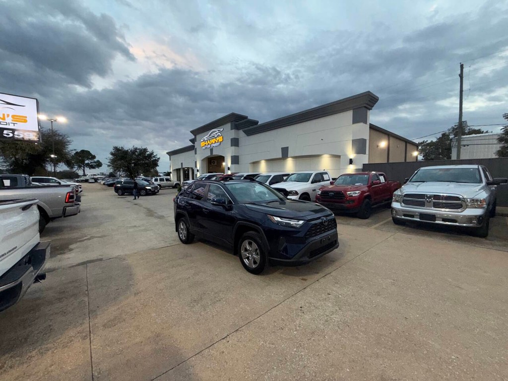 Toyota RAV4 Vehicle Full-screen Gallery Image 44