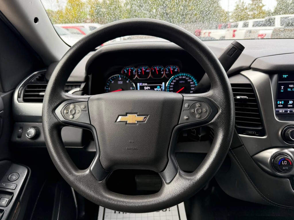 Chevrolet Tahoe Vehicle Full-screen Gallery Image 23