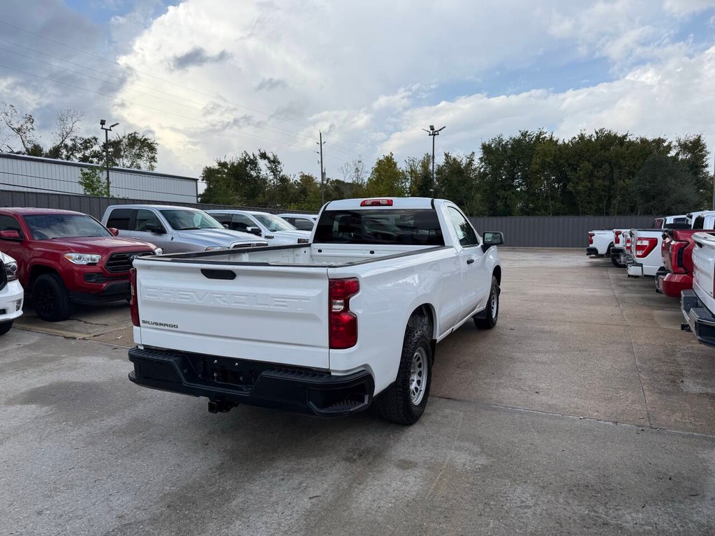 Chevrolet Silverado 1500 Vehicle Full-screen Gallery Image 05