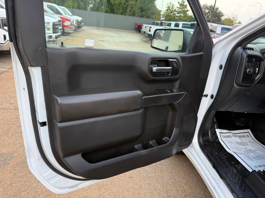 Chevrolet Silverado 1500 Vehicle Full-screen Gallery Image 08