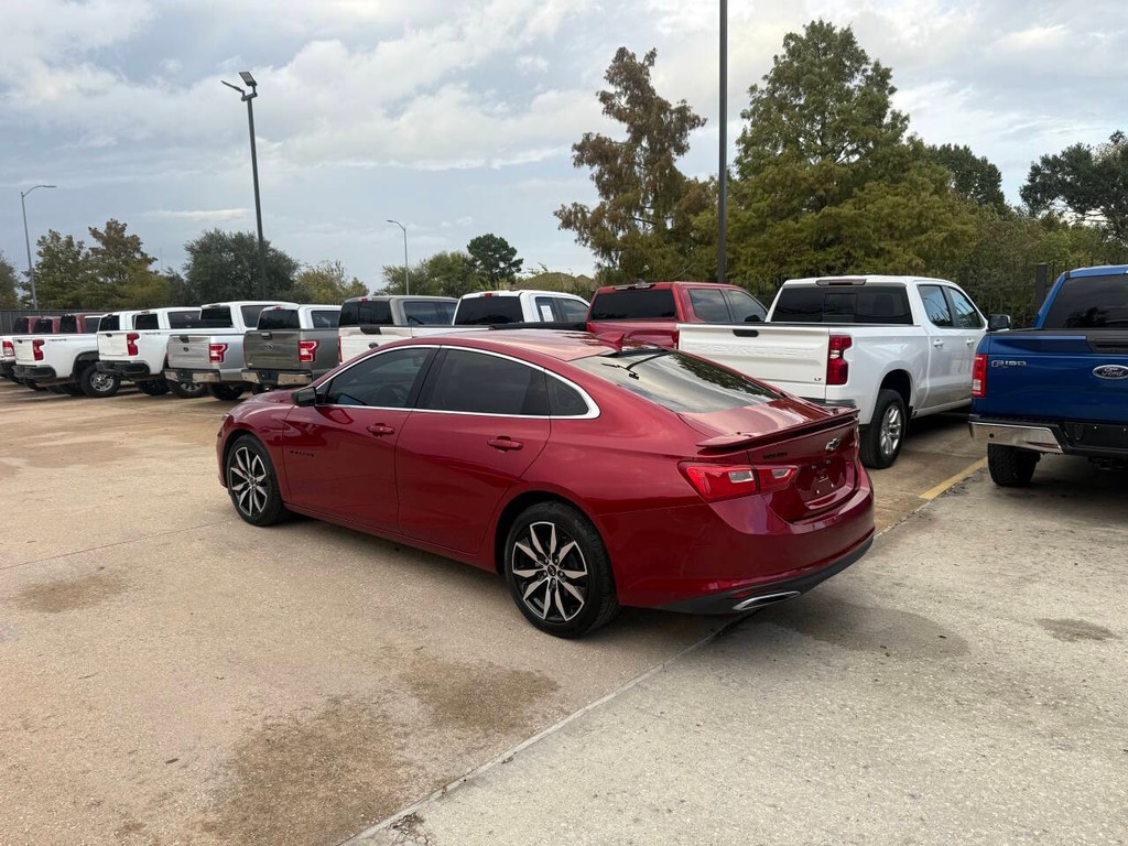 Chevrolet Malibu Vehicle Full-screen Gallery Image 04