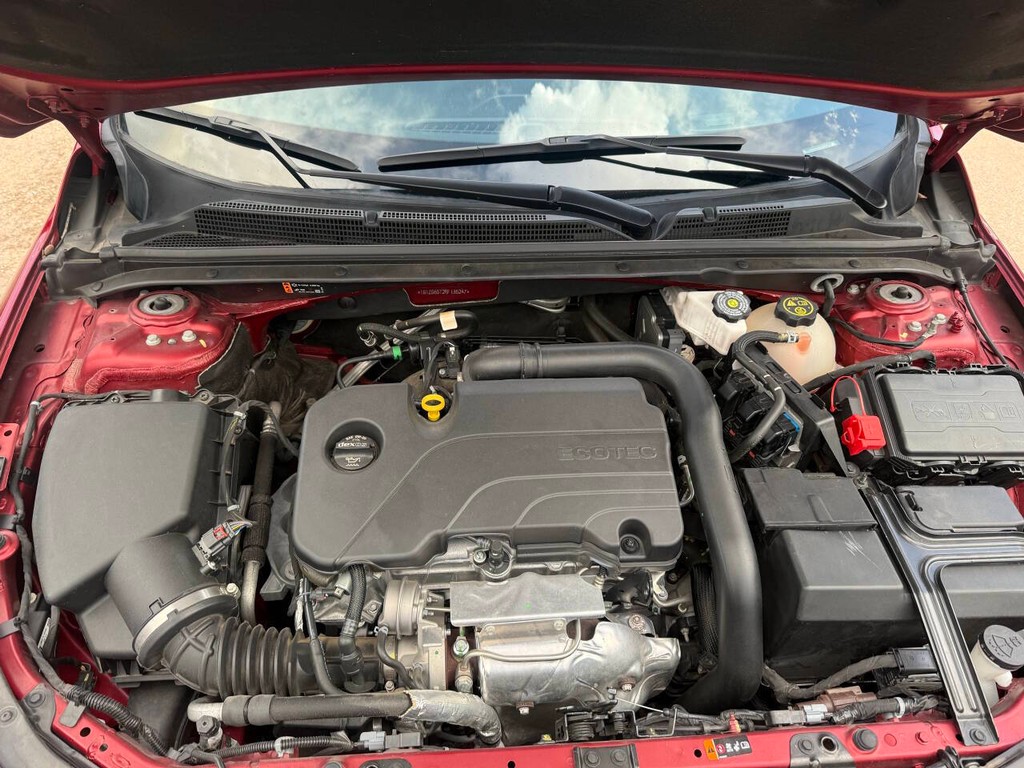 Chevrolet Malibu Vehicle Full-screen Gallery Image 34