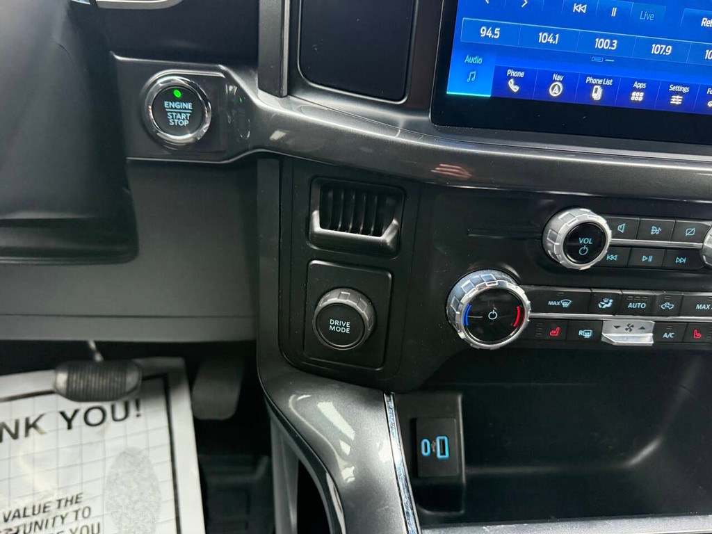 Ford F-150 Vehicle Full-screen Gallery Image 29