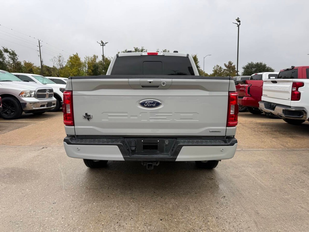 Ford F-150 Vehicle Full-screen Gallery Image 41