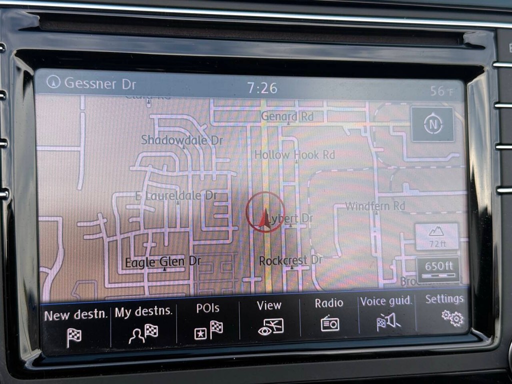 Volkswagen Beetle Convertible Vehicle Full-screen Gallery Image 27