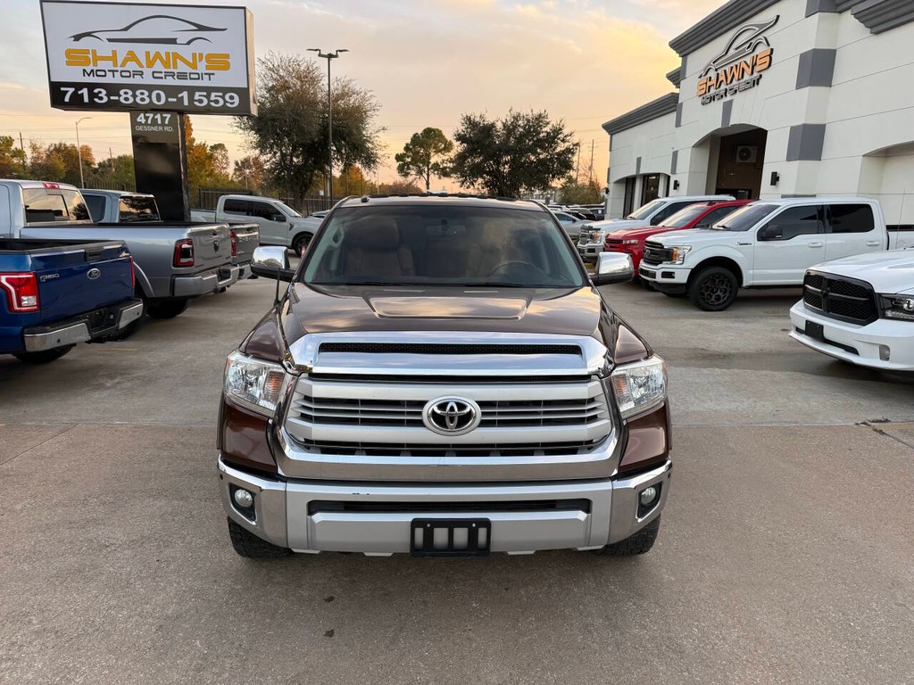 Toyota Tundra 4WD Vehicle Full-screen Gallery Image 39