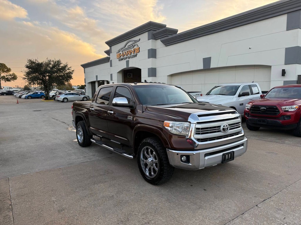 Toyota Tundra 4WD Vehicle Full-screen Gallery Image 41