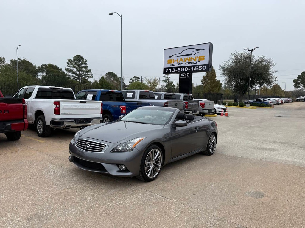 INFINITI G37 Convertible Vehicle Full-screen Gallery Image 05