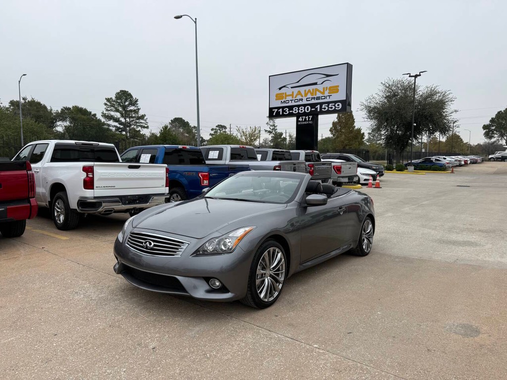 INFINITI G37 Convertible Vehicle Full-screen Gallery Image 42